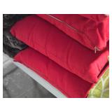 Lot of (4) 15" Polyester Throw Pillows