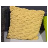 Lot of (1) 16" Chunky Knit Throw Pillow