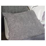 Lot of (1) 18" Polyester Soft Blend Throw Pillow