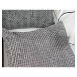 Lot of (1) 18" Polyester Soft Blend Throw Pillow