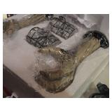 Halloween Décor - Creepy Hands and Lanterns (in original packaging)