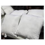 Lot of (4) 18" Throw Pillows by Yettbea