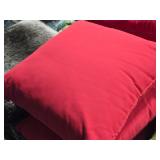 Lot of (4) 15" Polyester Throw Pillows