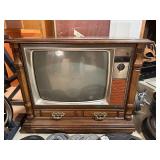 Vintage Sylvanie Superset Console Television