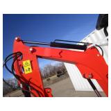 CFG NT20-CZ 1ton Excavator w/Hydraulic Thumb & Side Swing Boom