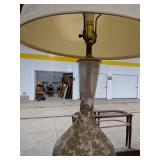 Vintage Mid-Century Ceramic Table Lamp w/ Gold Gilt Floral & Ornate Base