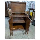 Antique Arts & Crafts Style Record Player / Phonograph Cabinet