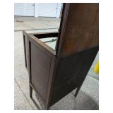 Antique Arts & Crafts Style Record Player / Phonograph Cabinet