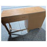 Small Faux-Pine Student Desk 4-Drawer Kneehole w/ Turned Legs