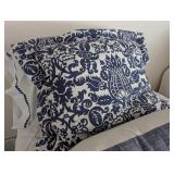 ML - Twin Bed Set with Blue and White Calico Corners Comforters, Garnet Hill Sheets, Mattresses and Frames