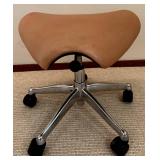LL - Vaneetech Rolling Saddle Stool with Adjustable Height