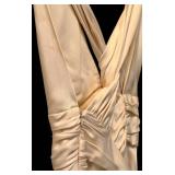 LL - Nicole Miller 100% Silk Ivory Gown Size 6