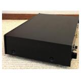 LL - TEAC T-R670 AM/FM Stereo Tuner