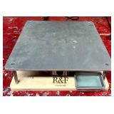 LL - R&F Encaustic Hot Plate 12 x 12 Inch with 3 Metal Cups