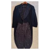 LL - Donna Karan New York Couture Black Tailcoat and Pleated Pants Set 42R/35W