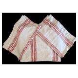 LL - John Robshaw Nadi King Size Quilt with 2 Large Cotton Shams