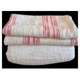 LL - John Robshaw Nadi King Size Quilt with 2 Large Cotton Shams