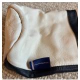 LL - Deluxe Wine Gift Set with Wooden Box and Black-White Wine Bag