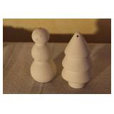 Collection of Vintage Glass and Ceramic Decor with Floral Accents