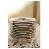 Noritake Gardena 3056 Fine China Dinnerware Set with Floral Pattern