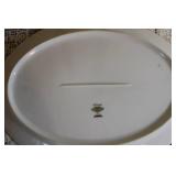 Noritake Gardena 3056 Fine China Dinnerware Set with Floral Pattern