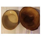 Sassafras Superstone Roaster with Lid, Baking Pan, and 4 Wood Utensils