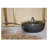 Set of 4 Nonstick Cookware Pieces - 2 Fry Pans, SautÃ© Pan with Lid, and Roasting Pan