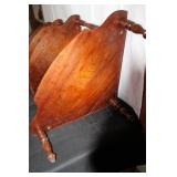 Decorative 4-Tier Wooden Corner Shelf with Ornate Spindles