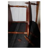 Decorative 4-Tier Wooden Corner Shelf with Ornate Spindles