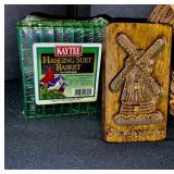 Vintage Kitchen Decor Lot with Linens, Wood Plaque, Ceramic and Glass Accents