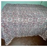 Set of 2 Patterned Throw Blankets