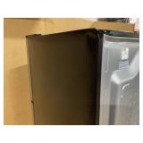 Vissani 18 cu. ft. Top Freezer Refrigerator in Stainless Steel, Garage Ready (Transit Damage)