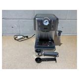 DeLonghi Classic Espresso Machine with Milk Frother, 15-Bar Pump & Temperature Control - Barista Coffee Maker Kit for Espresso, Latte, Cappuccino & Iced