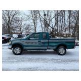 1997 FORD F-150 LARIAT *4x4 | 2 Owner | No Accidents* (NO RESERVE)