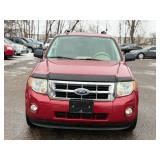2010 FORD ESCAPE XLT *2 Owners | No Accidents* (NO RESERVE)
