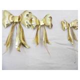 Home Interior Metal Bows, Vintage Homco Bear Figurines, Candle Jar Accessories