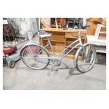 Vintage Hiawatha Bicycle. Gambles Hardware