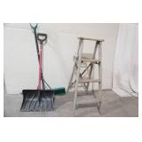 Wooden  4 step ladder, 2 snow shovels