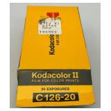 Vintage Koidak Instamatic 404 Camera With Leather Carrying Case And More