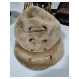 Ladies Bust, Boa & Assorted Vintage Hats