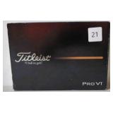 Titleist Pro V1 Golf Balls - White (1 Dozen)