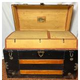 Yale & Towne MFG CO. Antique Chest with Insert and Lock (no key)