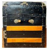 Yale & Towne MFG CO. Antique Chest with Insert and Lock (no key)