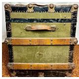 Eagle Lock Co. Antique Steamer Trunk with Lock (No key)
