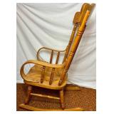 Motif Vintage Rocking Chair