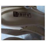 IDIPU Sandals- looks like size 7...