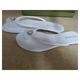 Stratuxx Kaze Sandals size 8...