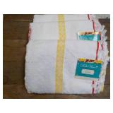 Set of 3 The Pioneer Woman Bath Tow...