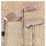 PING Burl Oaks Golf Bag & Irons