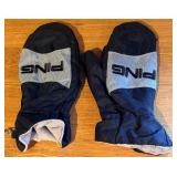 Nautica, Ping, Aris, Wigwam and other brand Assorted Winter Gloves, Mittens & Hats